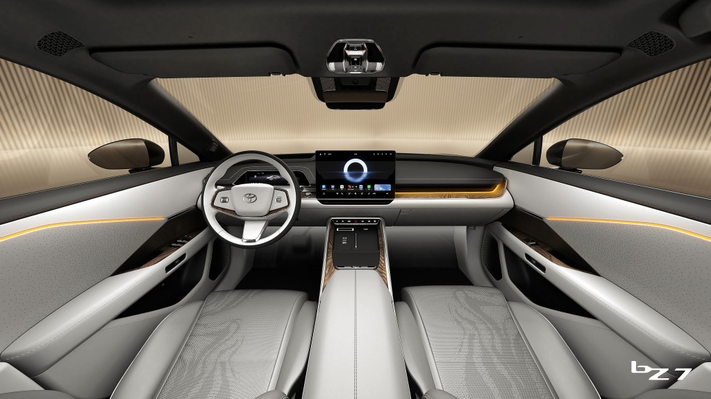 全新第八代凌志Lexus ES上海車展發表:時尚車廂設計同樣奉行簡約主義。