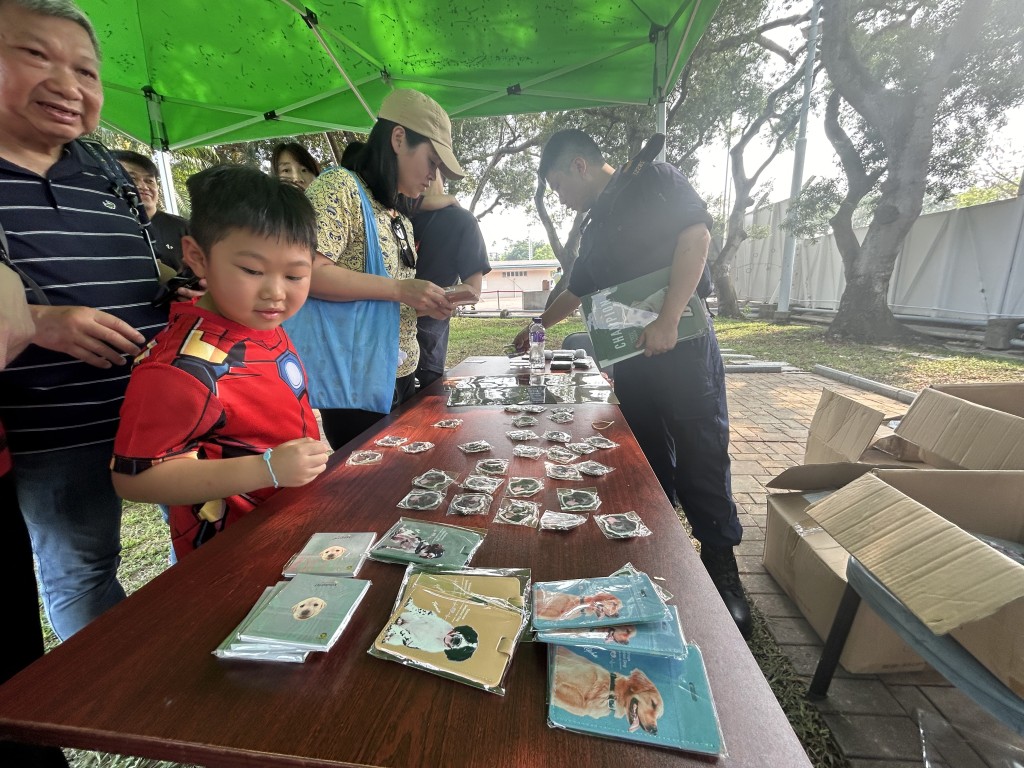 今日有多名家長帶同小童到場參與。