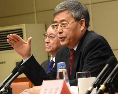 郭树清接任银监会主席1个月来，已经公布7份监管文件。资料图片