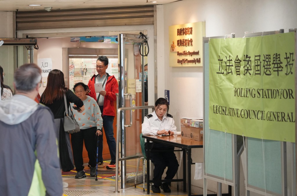 立法會選舉地區直選投票率達31.9%，比前一屆的30.2%為高。資料圖片