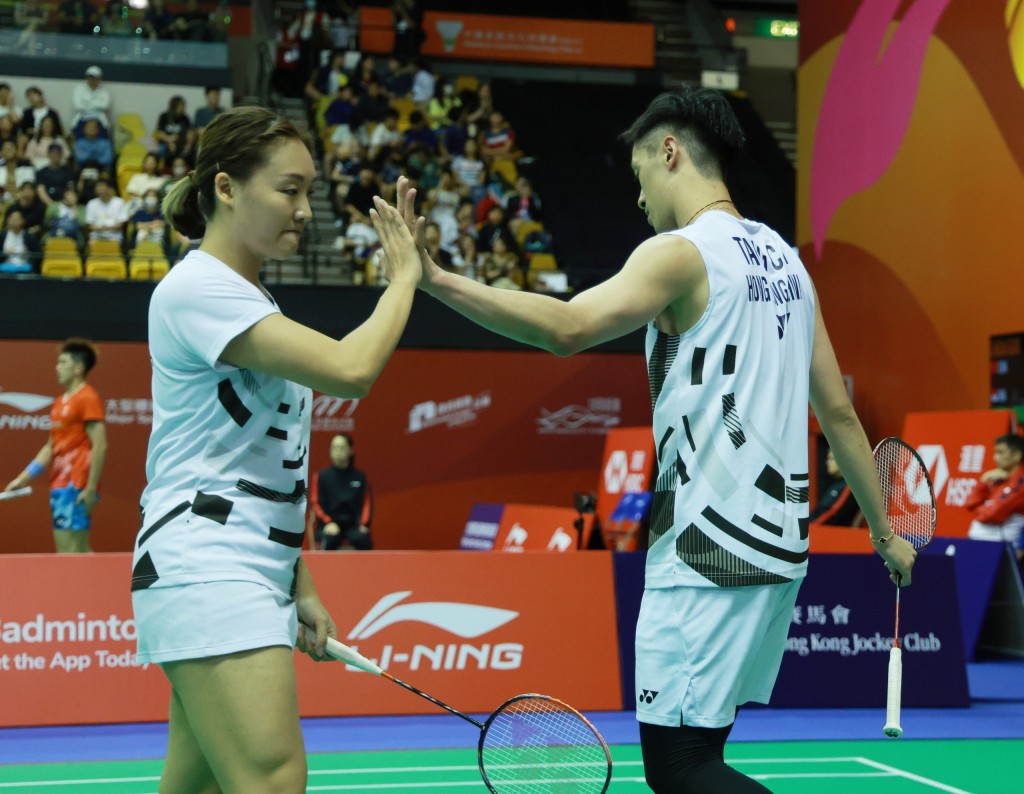 鄧謝配力戰下提早出局。資料圖片