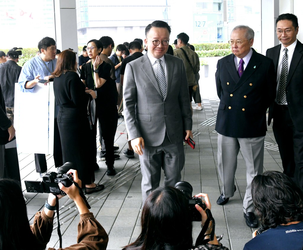 陳曉峰(中)。何健勇攝 陳曉峰(中)。何健勇攝
