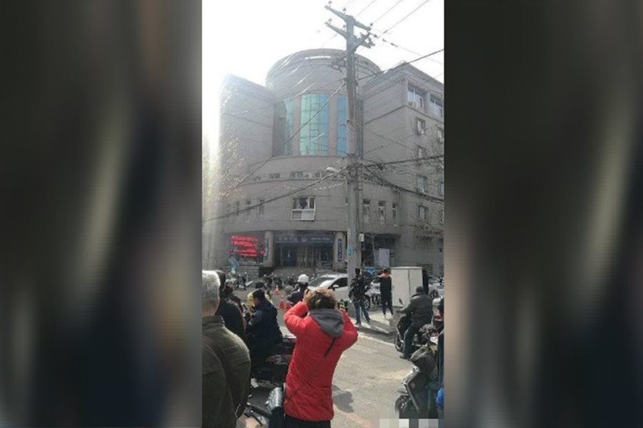 瀋陽交警隊遭到爆炸攻擊。 微博圖片