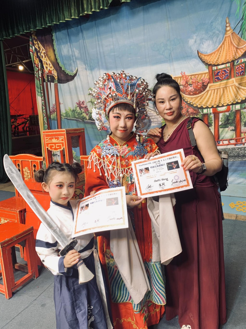 完成體驗更會獲頒證書，證明曾「入過後台」呀！（圖片授權：FB@Mrs1am-ology : 一點小哲學）