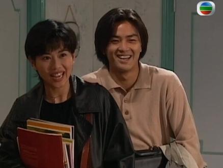 鄭伊健與陳松伶是90年代具代表性的螢幕情侶之一，二人曾在五部劇集中合作。