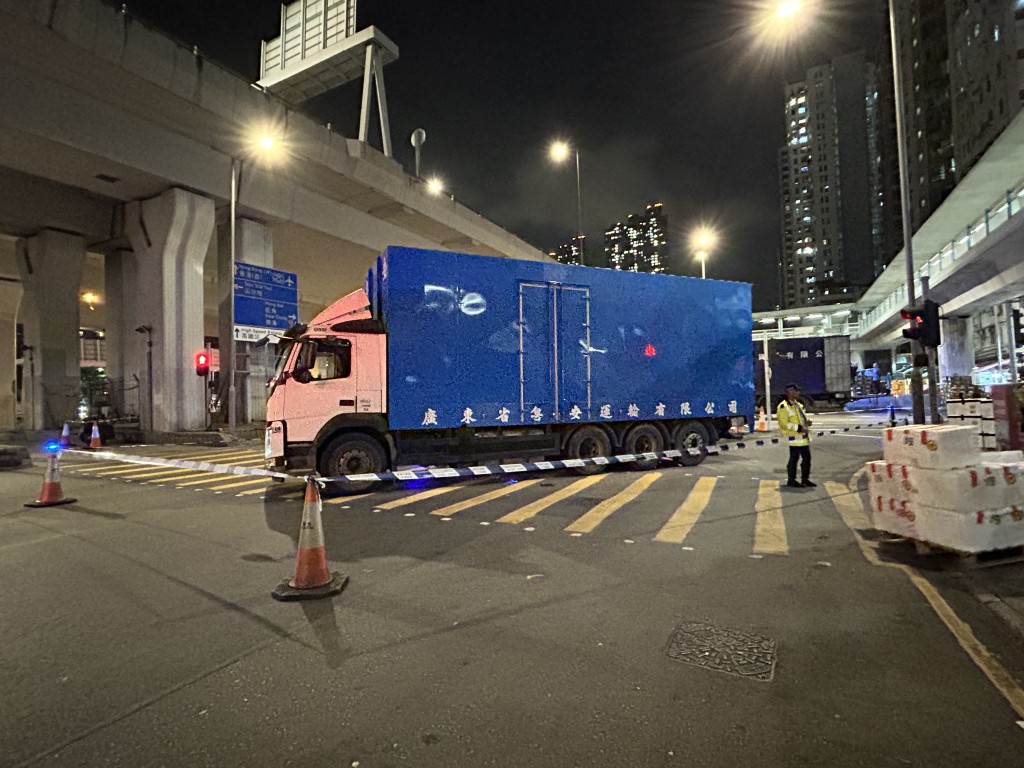 警方封鎖現場調查。曾志恒攝