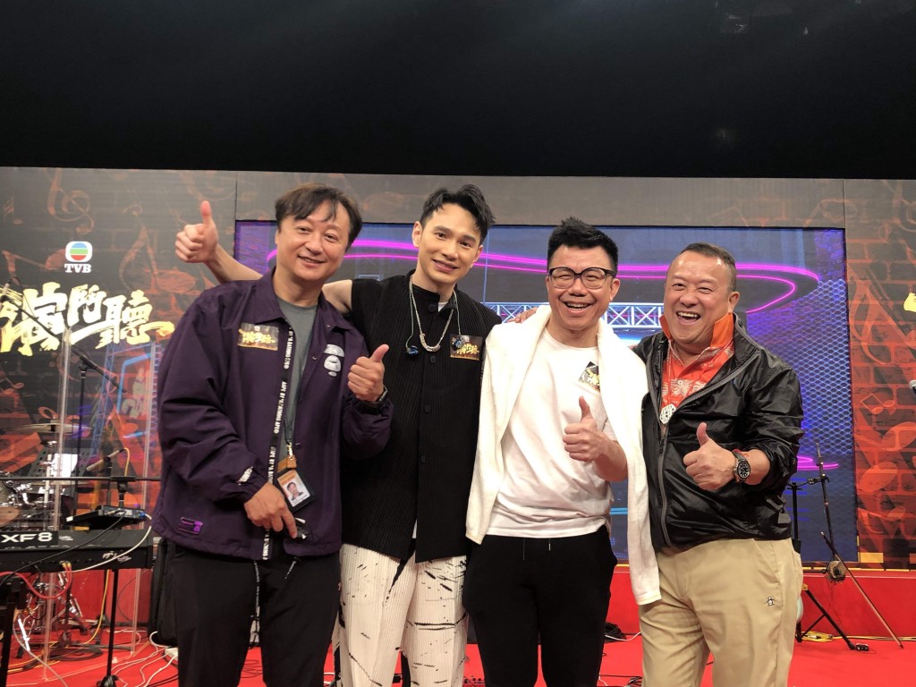 《演鬥聽》由曾總拍板製作。