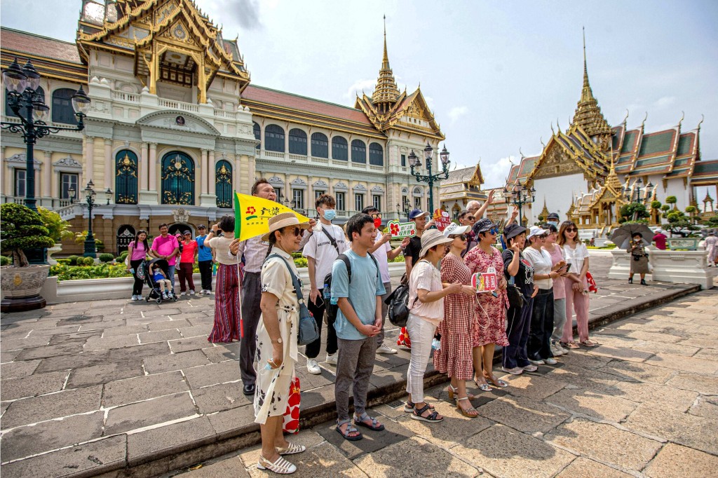 在今年1月之前，從蛇年「春節檔」的旅遊預訂情況看，泰國也位於出境遊目的地前三。