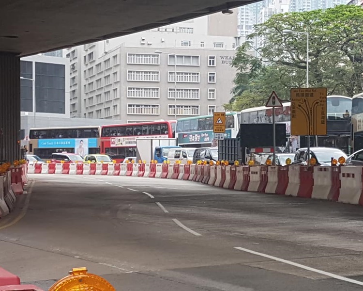 受意外影響,車龍一度排至九龍城迴旋處。圖:網民Andrew Ho香港突發事故報料區