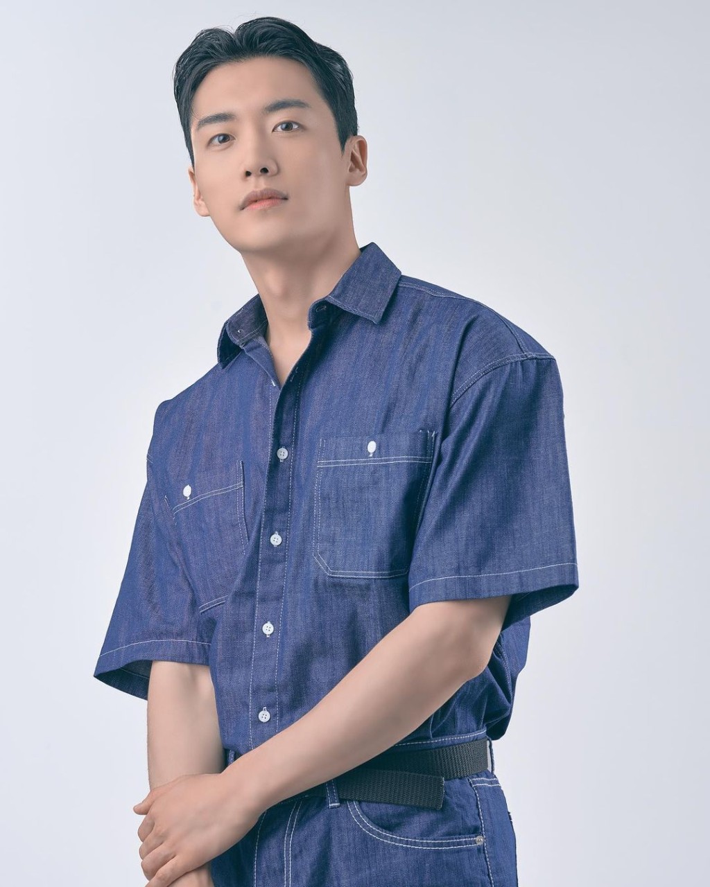 身高：179cm、體重：76kg