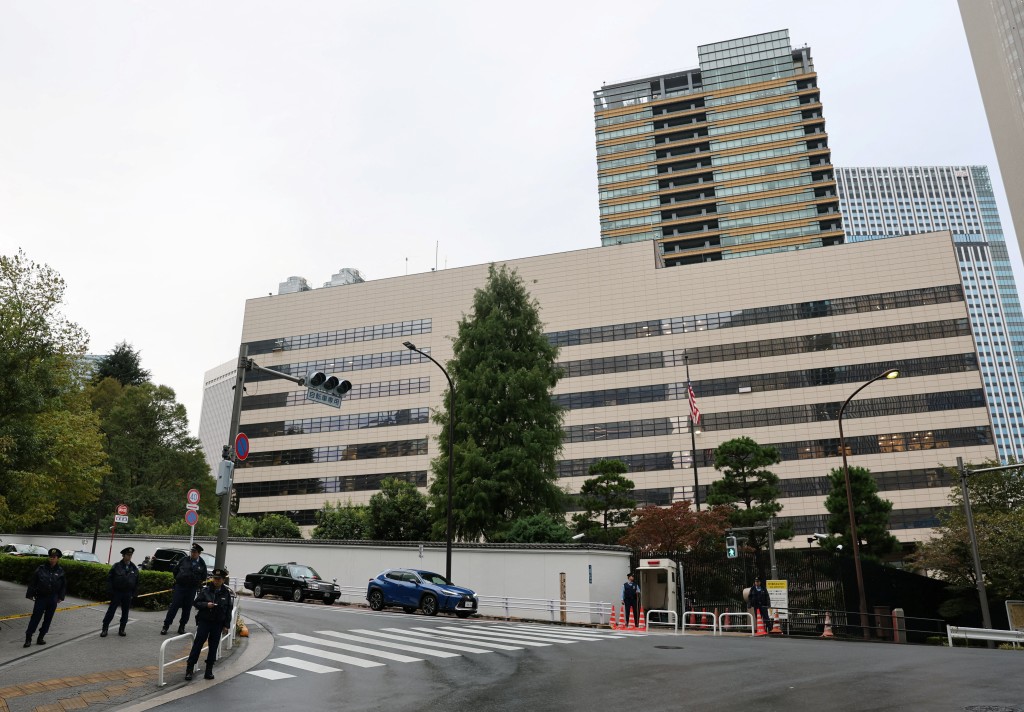 日本警方已針對美國大使館加強警備。路透社
