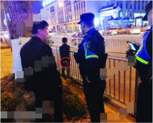 民警趕到場了解情況。網圖