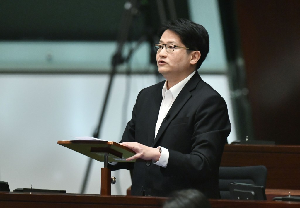 陳博智指出,這種具持續性及破壞性的複合性極端天氣,令農戶難以招架。資料圖片 陳博智指出,這種具持續性及破壞性的複合性極端天氣,令農戶難以招架。資料圖片