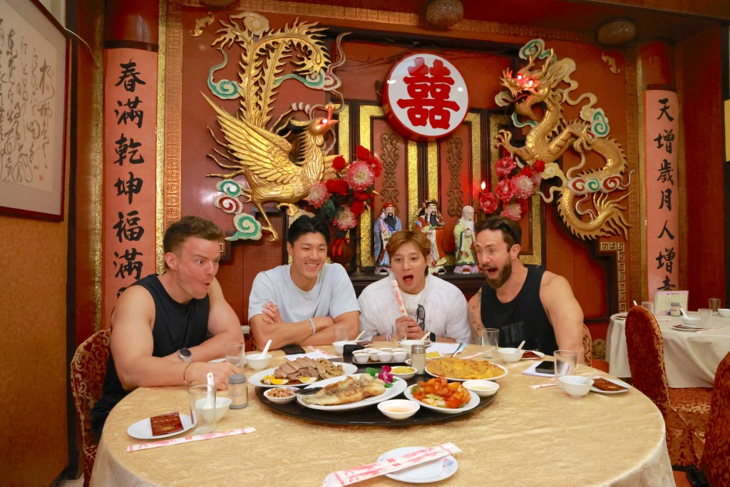 曾參與Netflix韓國節目《體能之巔：百人大挑戰》的3位健兒感受本地美食文化。旅發局圖片