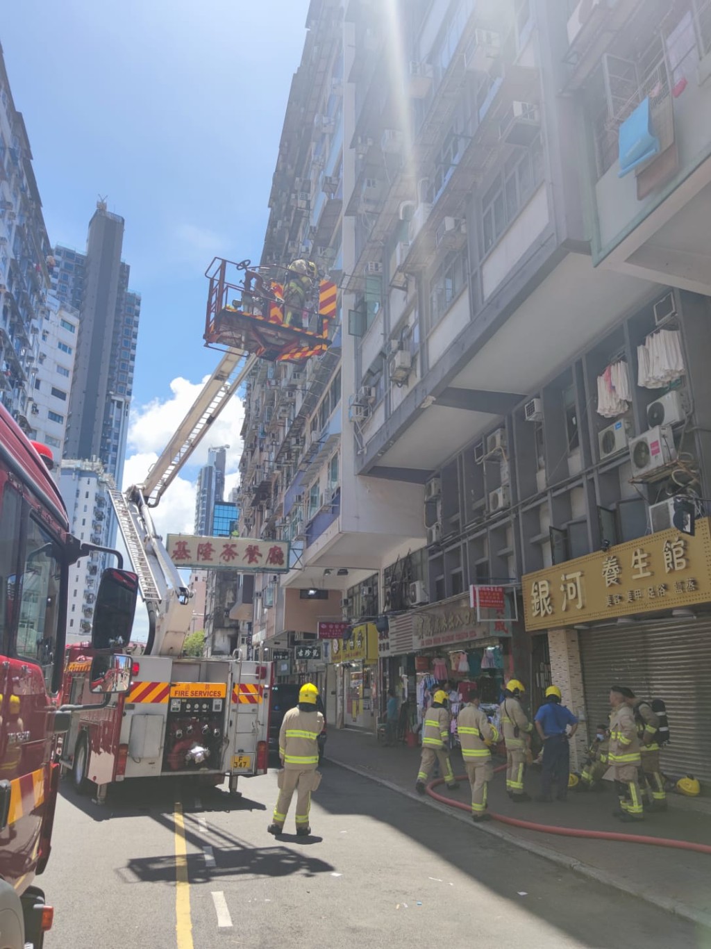 旺角一個單位起火。 梁國峰攝
