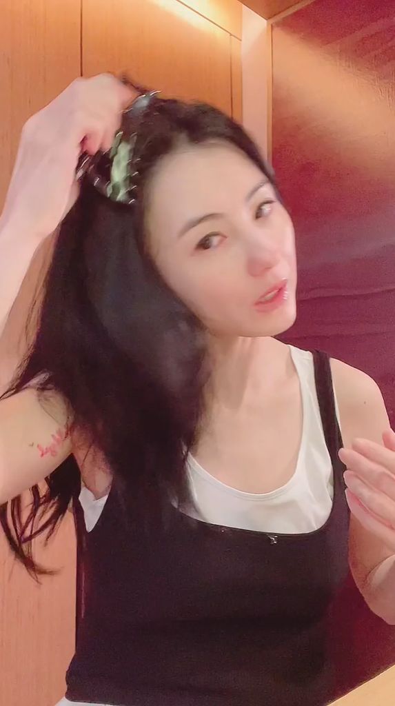 用髮夾梳頭真係得?