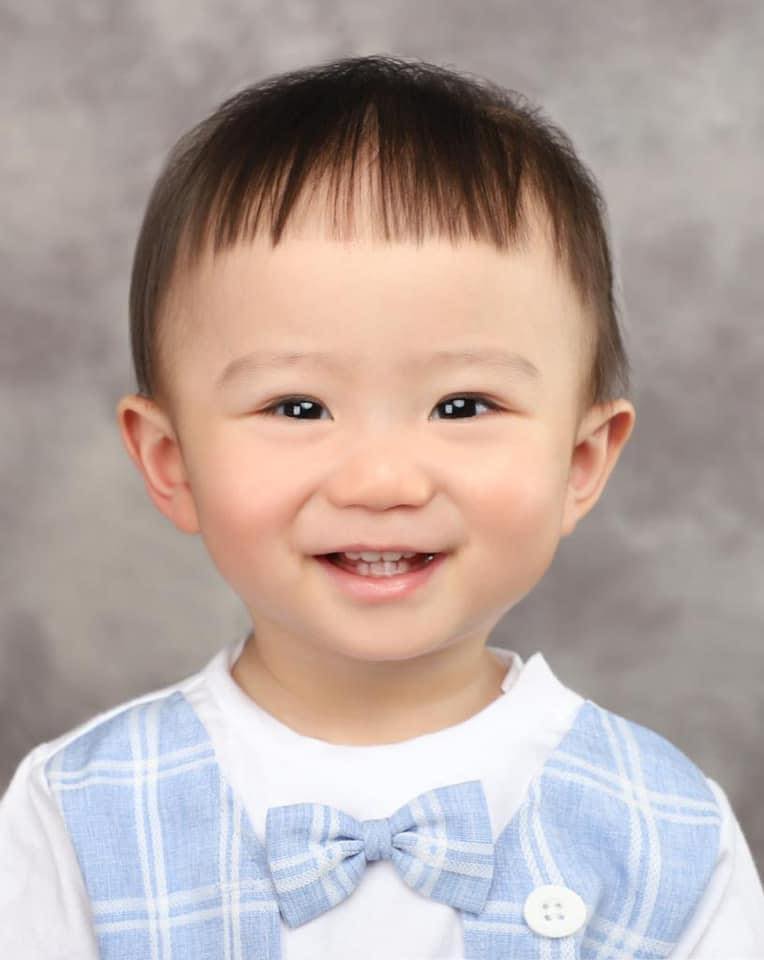 1歲男童區柏熙急需肝臟移植保命。區柏熙家長圖片