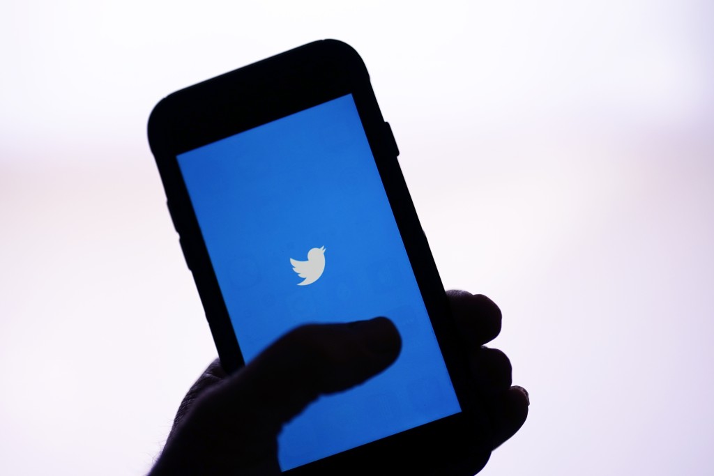 全球首富马斯克接掌社交媒体 Twitter 后不足一个月，该公司的私隐和网络保安部门主管基斯纳和一批高级人员决定集体辞职，令该公司陷入更大混乱。