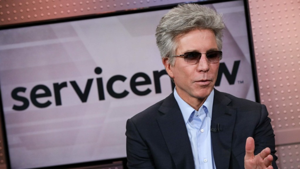 雲端運算公司ServiceNow行政總裁Bill McDermott警告，未來幾年內，應屆大學畢業生的失業率可能輕易攀升至30%以上。