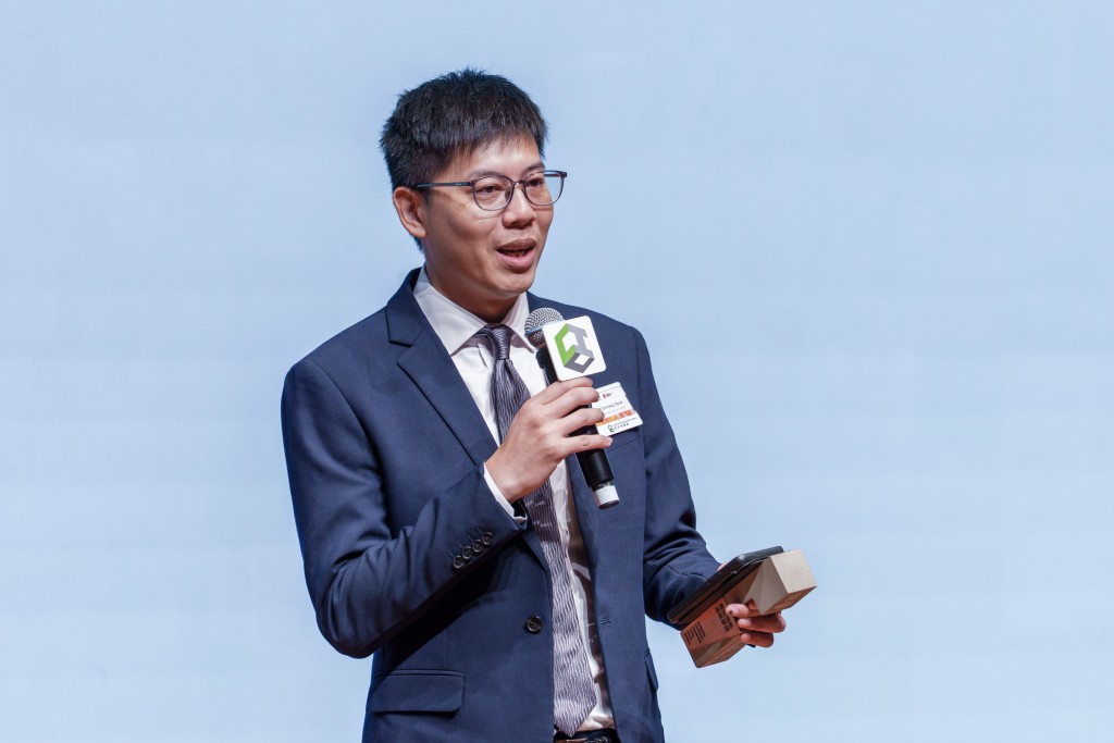 「前線工程人員」組別得獎者︰蔡智恒(Oscar)。 「前線工程人員」組別得獎者︰蔡智恒(Oscar)。