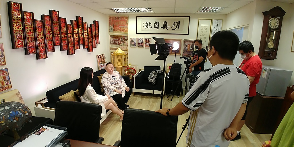 李居明透露參與拍攝《大剃度》的41位港人來自不同界別。