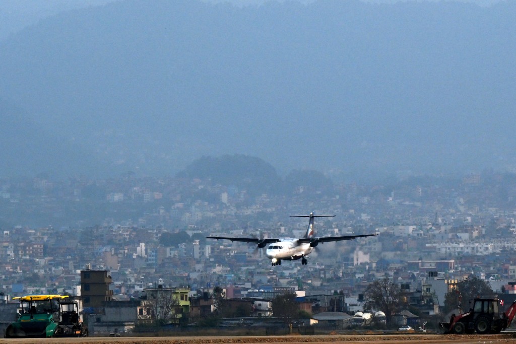 尼泊尔已上调国内航空燃油价格，以应对中东局势动荡引发的能源供应压力。法新社