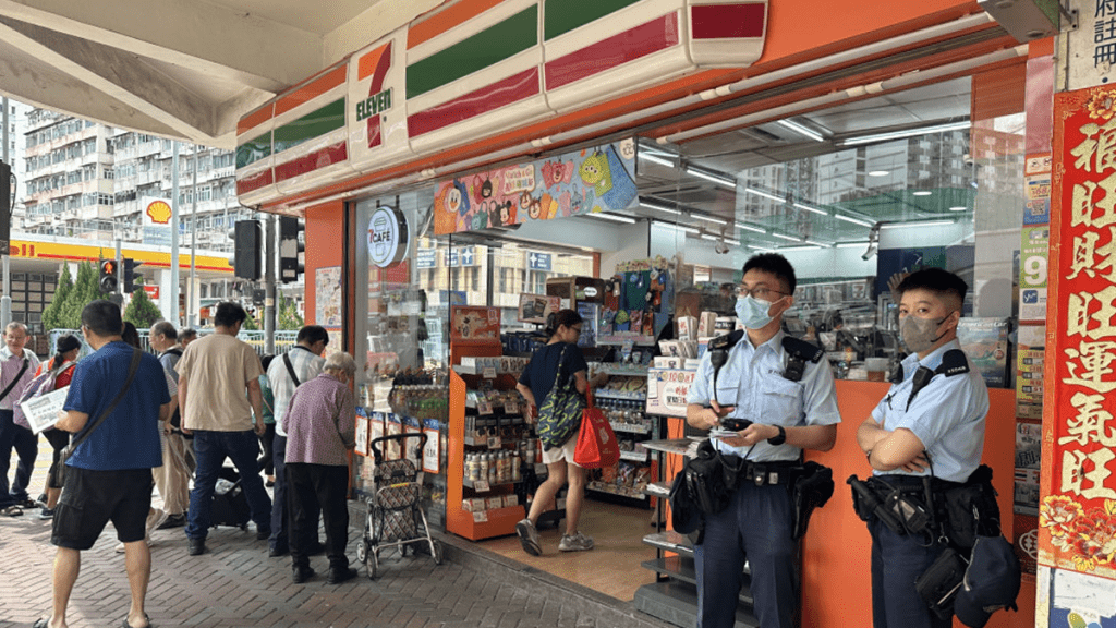 深水埗一名男子手持剪刀半小時連環劫3間便利店及1間餅店。