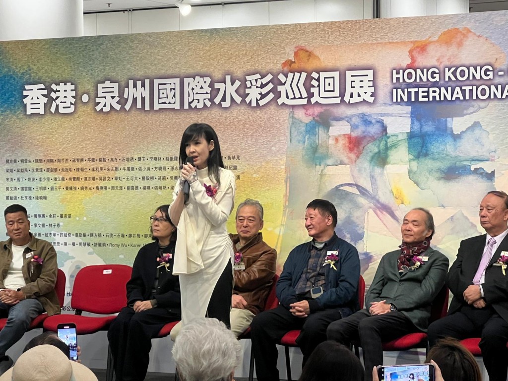 周慧敏親臨現場。
