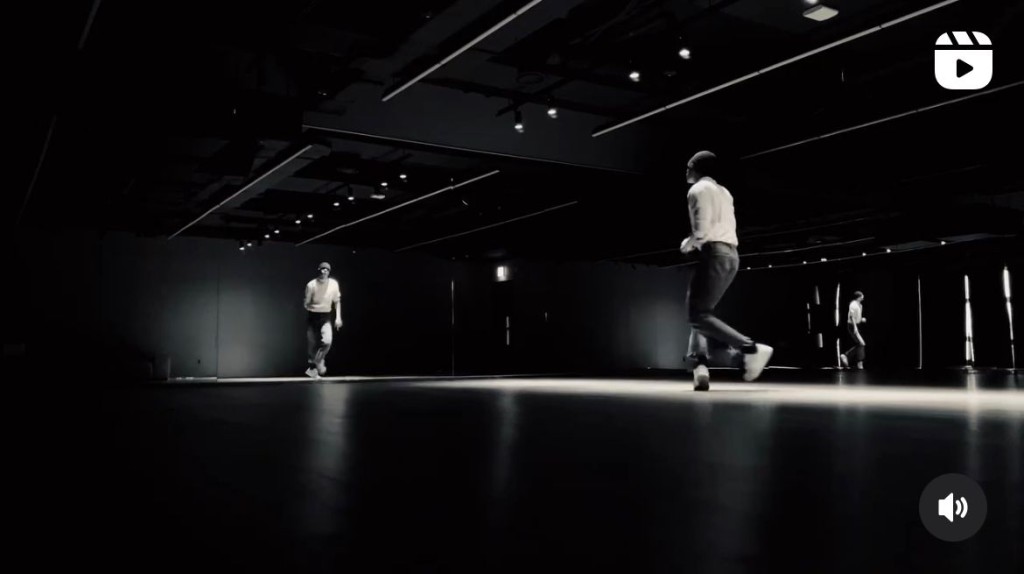 今年２月，Lucas亦分享在練習室練舞的影片。