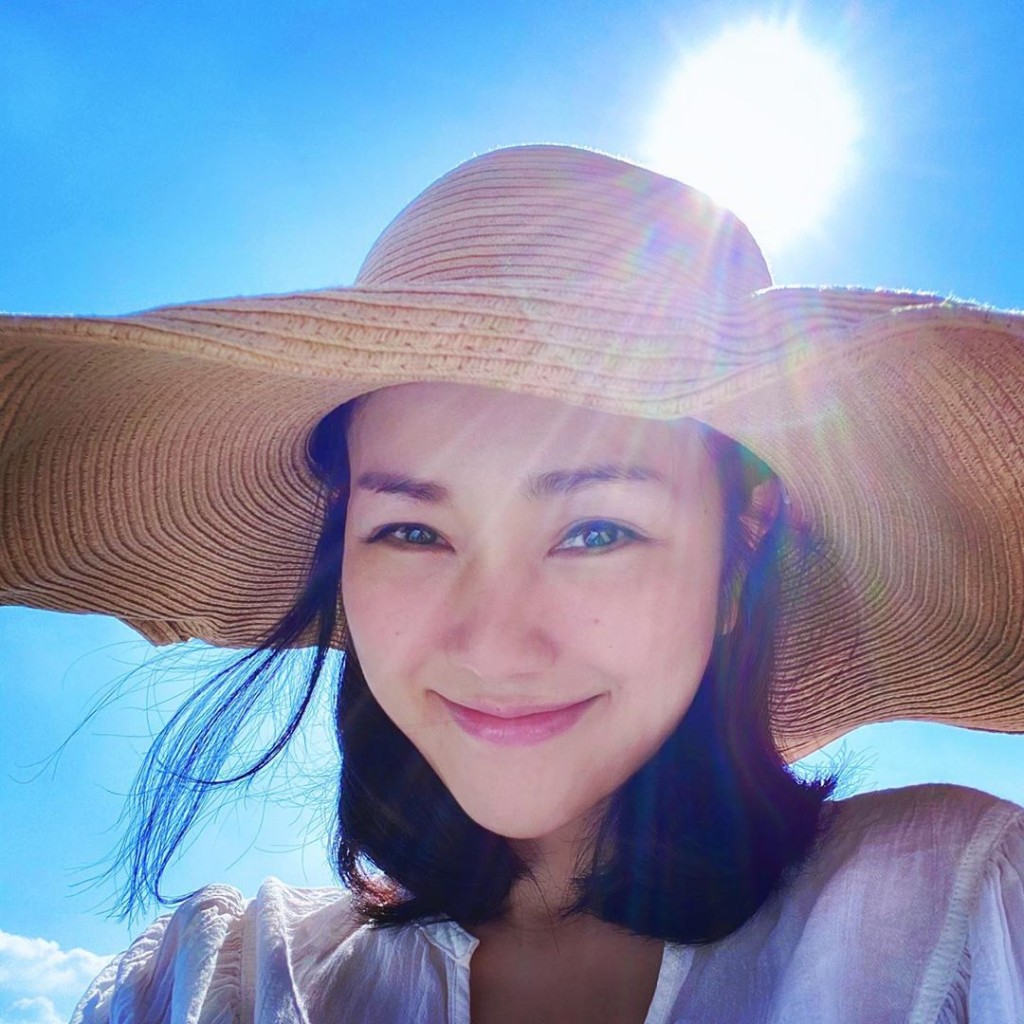 Kay話特別開朗樂觀的人，不一定是因為她的世界特別美好、特別幸福。