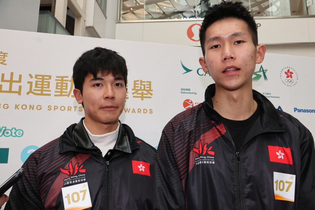 林新栋（左）及王玮骏二月出席杰运记者会