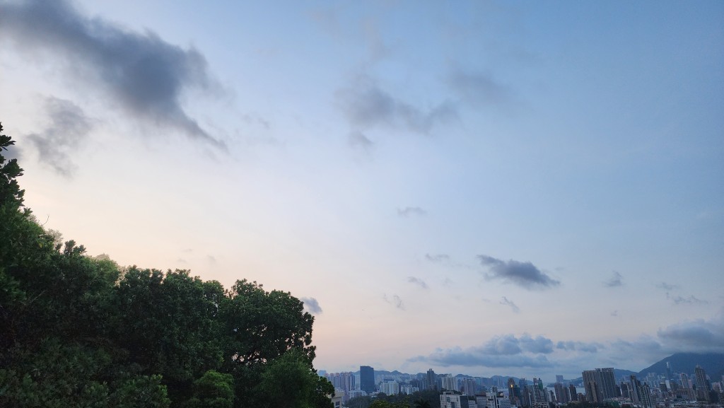 今日大致天晴。黎志偉攝