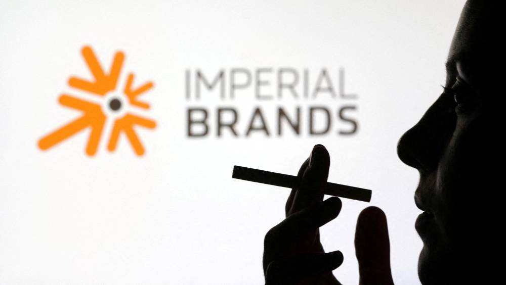 英國2009年後出生者將終身不得買煙。 路透社資料圖