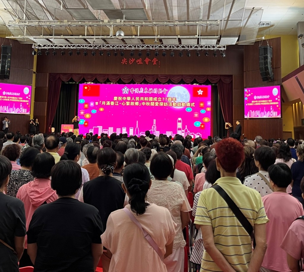 探訪活動將探訪2400戶家庭，送上福袋讓鄉親感受溫暖。