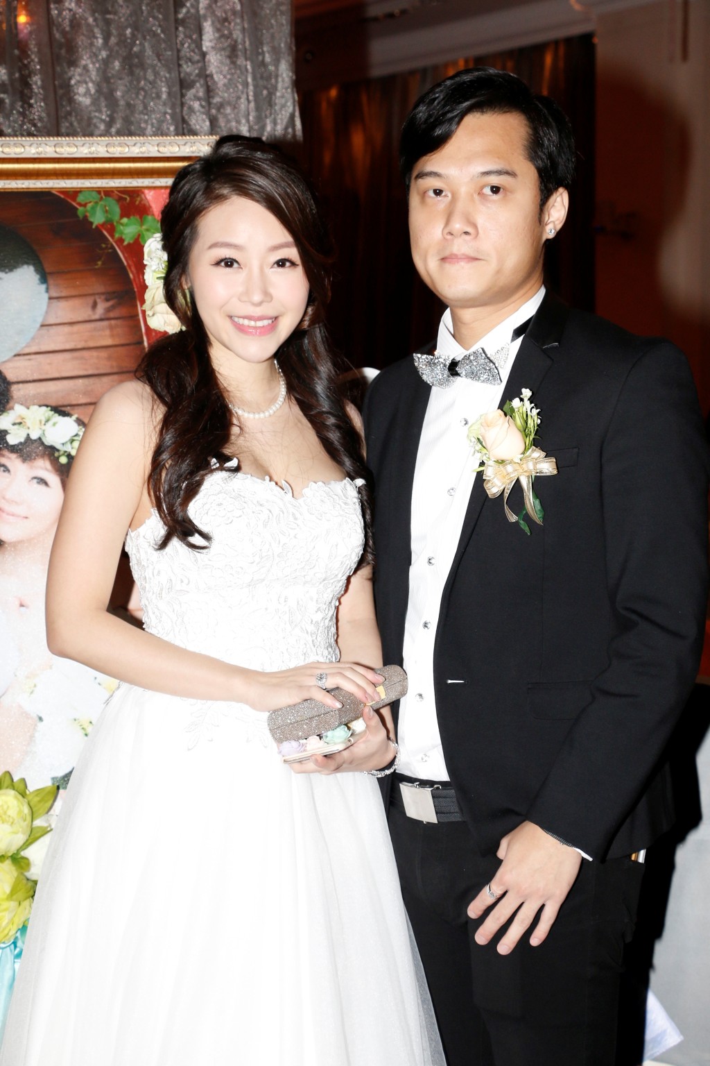 张韦怡2015年穿婚纱与潘德鸿摆酒但无注册结婚。