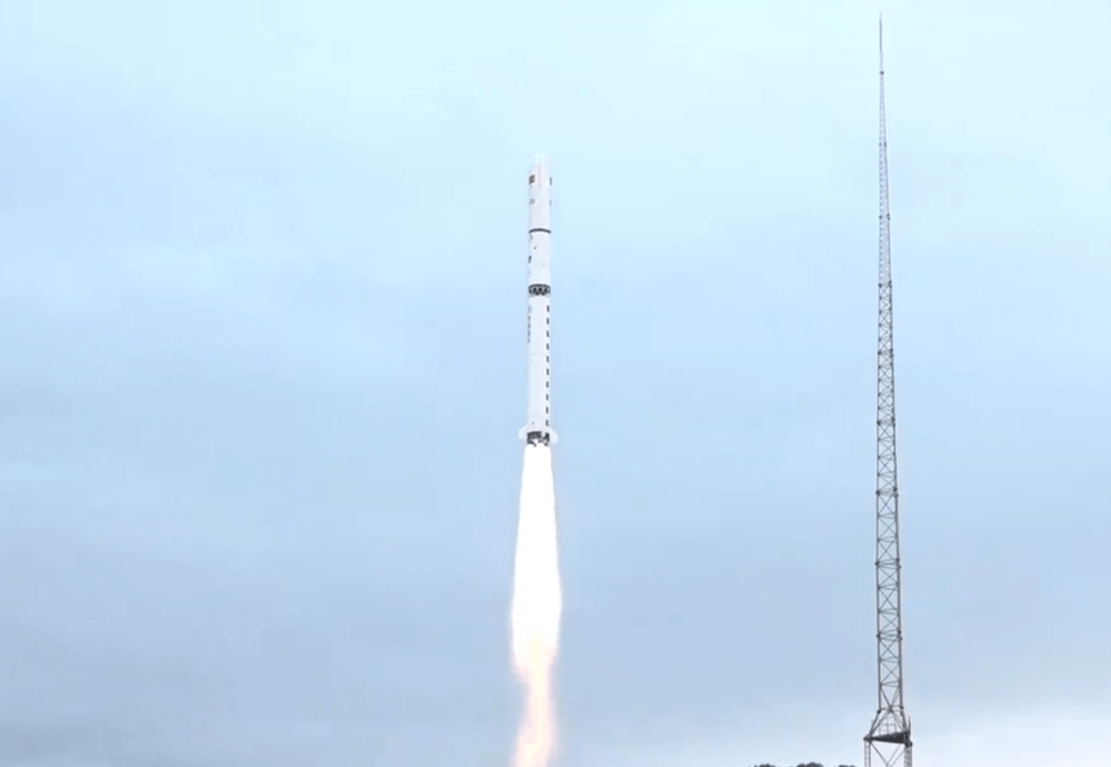 長征2號丁運載火箭在西昌衛星發射中心成功將遙感39號衛星發射升空。