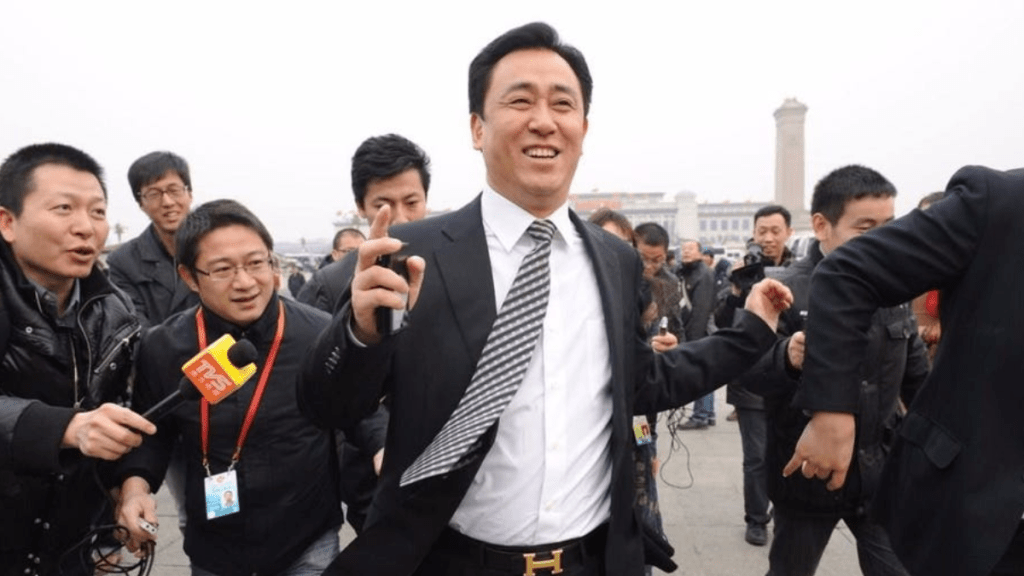 恒大許家印一審判無期徒刑 昔日內房龍頭去年退市 16萬散戶未逃生