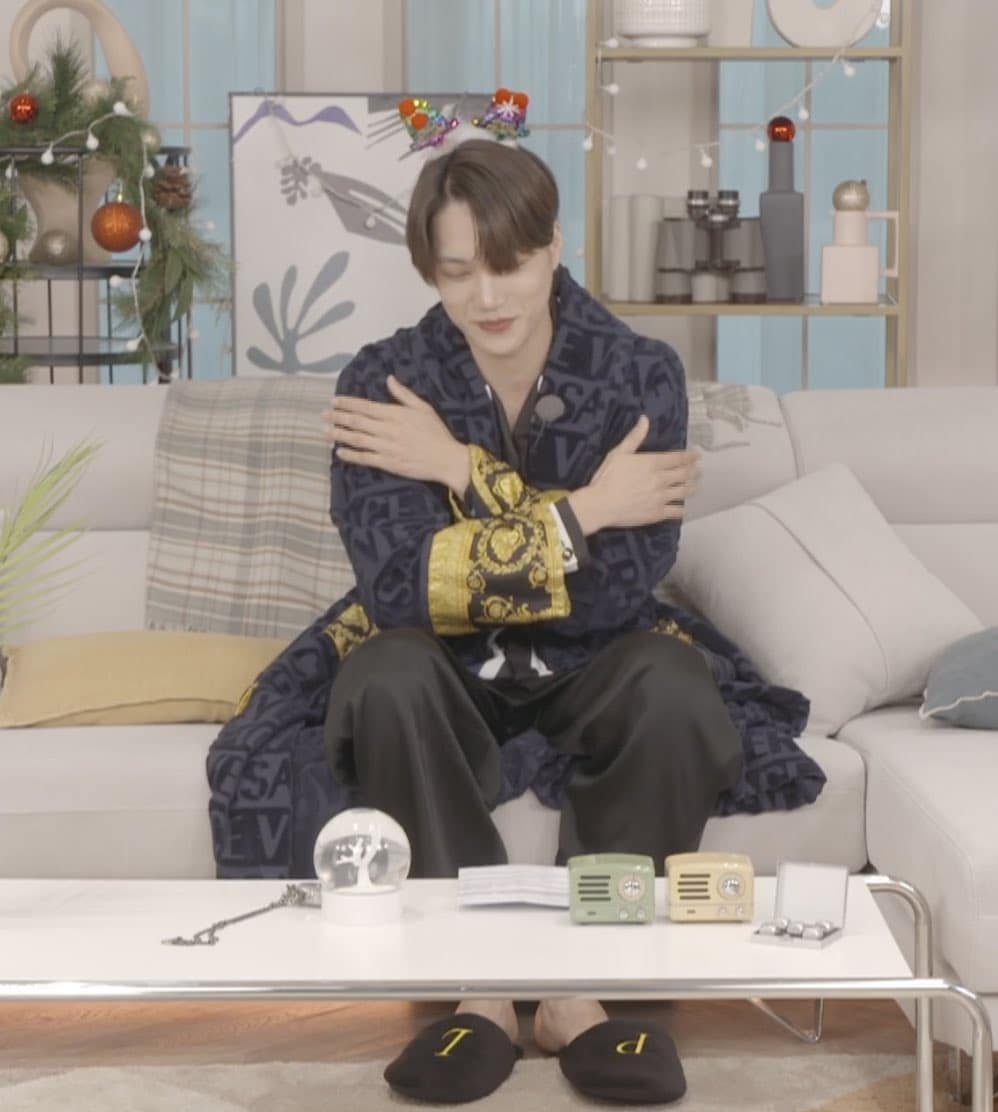 KAI仲有開直播。