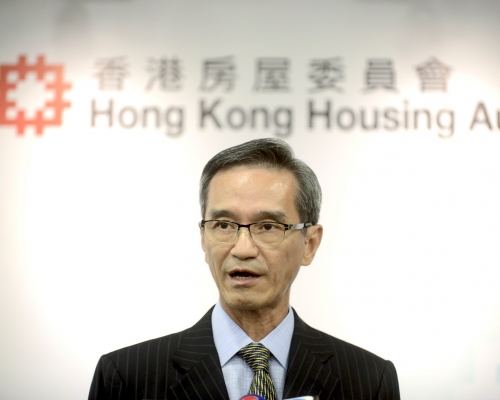 黃遠輝將於8月同時卸任主席及委員職務。資料圖片