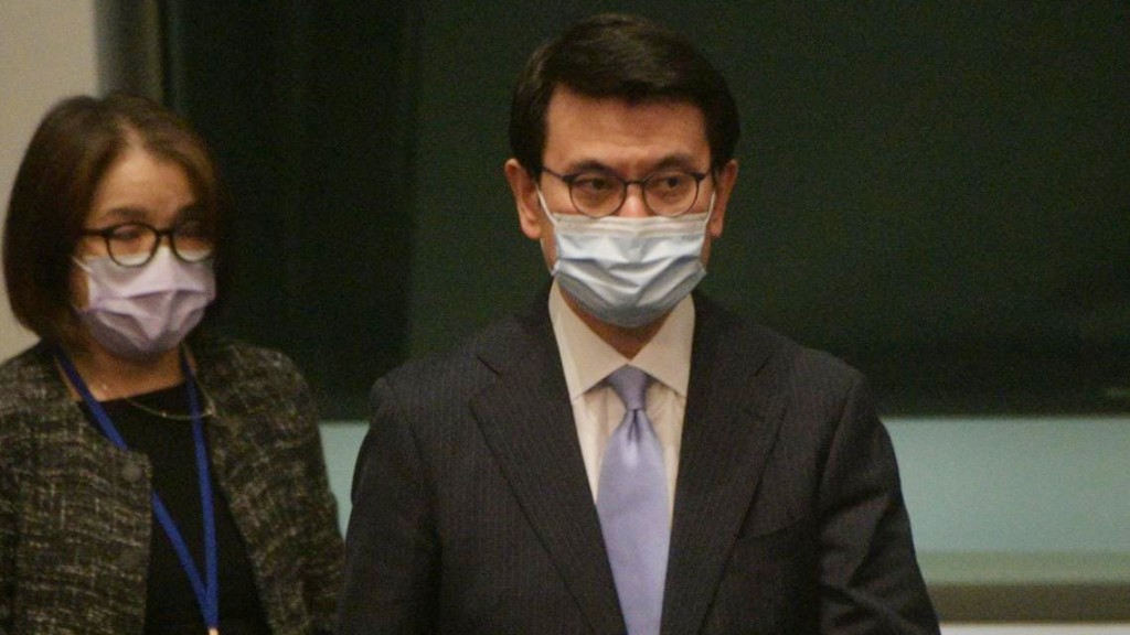 邱騰華說,今年4月已就諮詢結果和建議修訂《版權條例》的路向徵詢立法會工商事務委員會的意見,議員整體上支持建議。