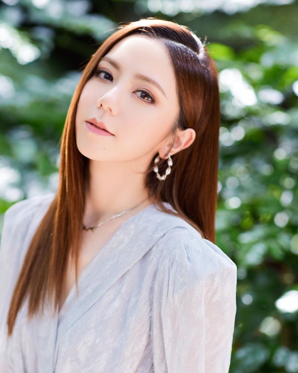 這位是G.E.M.。