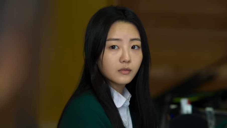 趙怡賢去年憑Netflix劇集《殭屍校園》打開知名度，被封「最美班長」、「最美半屍」。