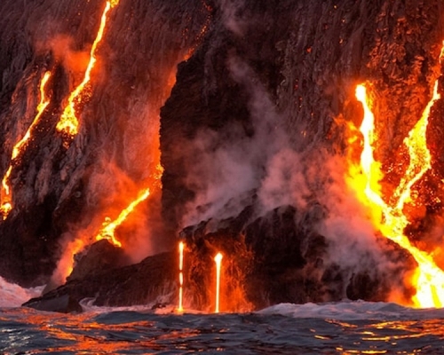 日本南部外海太平洋的一座海底火山，發現有史上其中最大的一熔岩穹丘。（資料圖片）