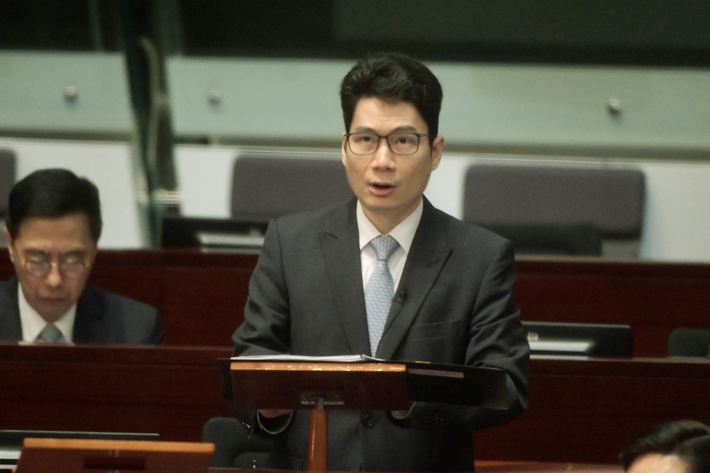 陈浩濂表示，本港有广泛的金融产品和服务等独特优势。