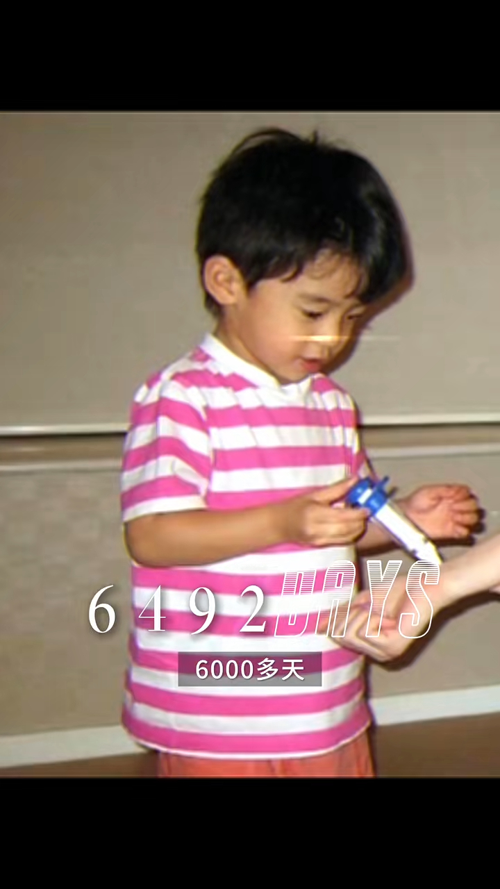 張栢芝照顧與前夫所生的兒子Lucas謝振軒與Quintus謝振南。 張栢芝照顧與前夫所生的兒子Lucas謝振軒與Quintus謝振南。