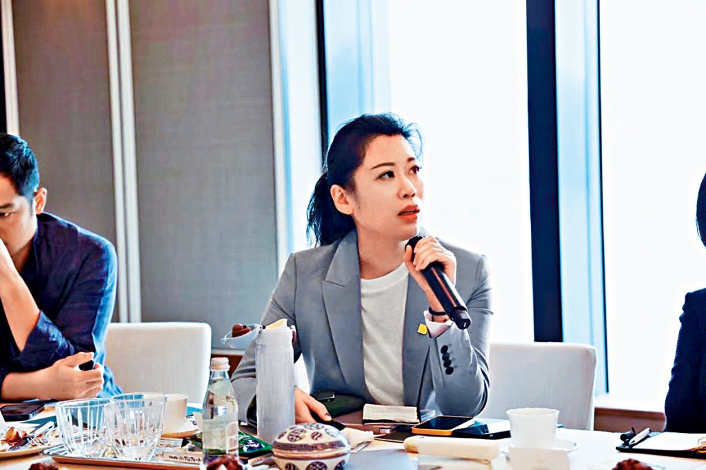 贺之颖透露，已有CIES客户于上月中通过净资产审查。