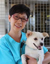 香港愛護動物協會高級行為支援導師(行為及訓練)梁雪萍。(來源:香港愛護動物協會提供) 香港愛護動物協會高級行為支援導師(行為及訓練)梁雪萍。(來源:香港愛護動物協會提供)