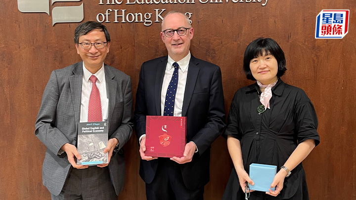 今年5月，時任教大候任校長的李子建(左)、研究生院院長谷明月(右)與IOE副院長（國際）敖睿港教授（中）。 教大提供