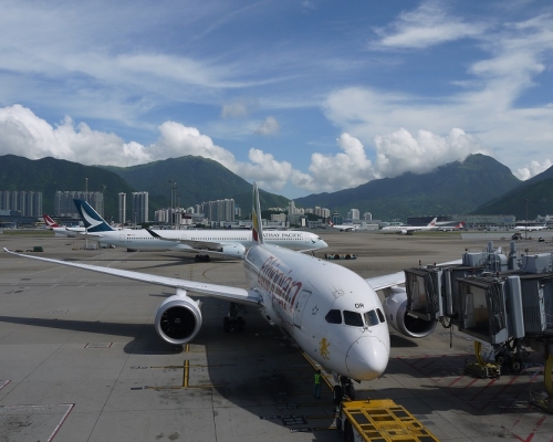 俄羅斯及瑞士都收緊對來自香港旅客的檢疫措施。資料圖片