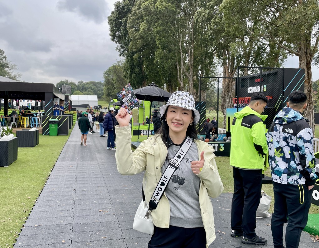 深圳球迷莊小姐。徐嘉華攝